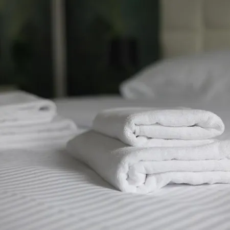 Royal Wilanow Deluxe By Bookinghost Warschau