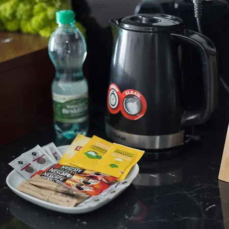 Royal Wilanow Deluxe By Bookinghost *